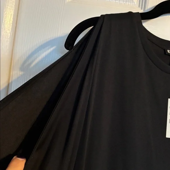 NWT Express black short sleeve cold shoulder shirt size XS - Picture 5 of 9